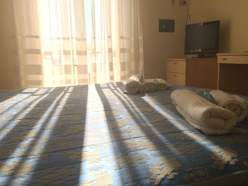 Hotel Riviera Алгеро Екстериор снимка