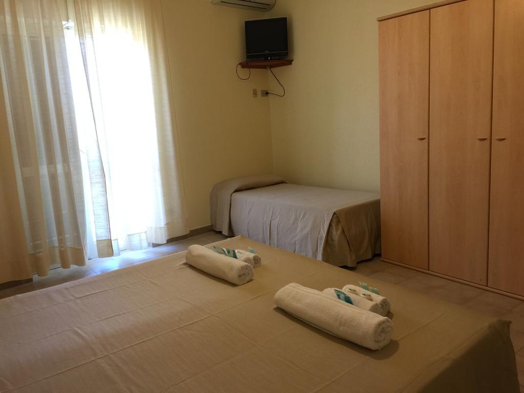 Hotel Riviera Алгеро Екстериор снимка